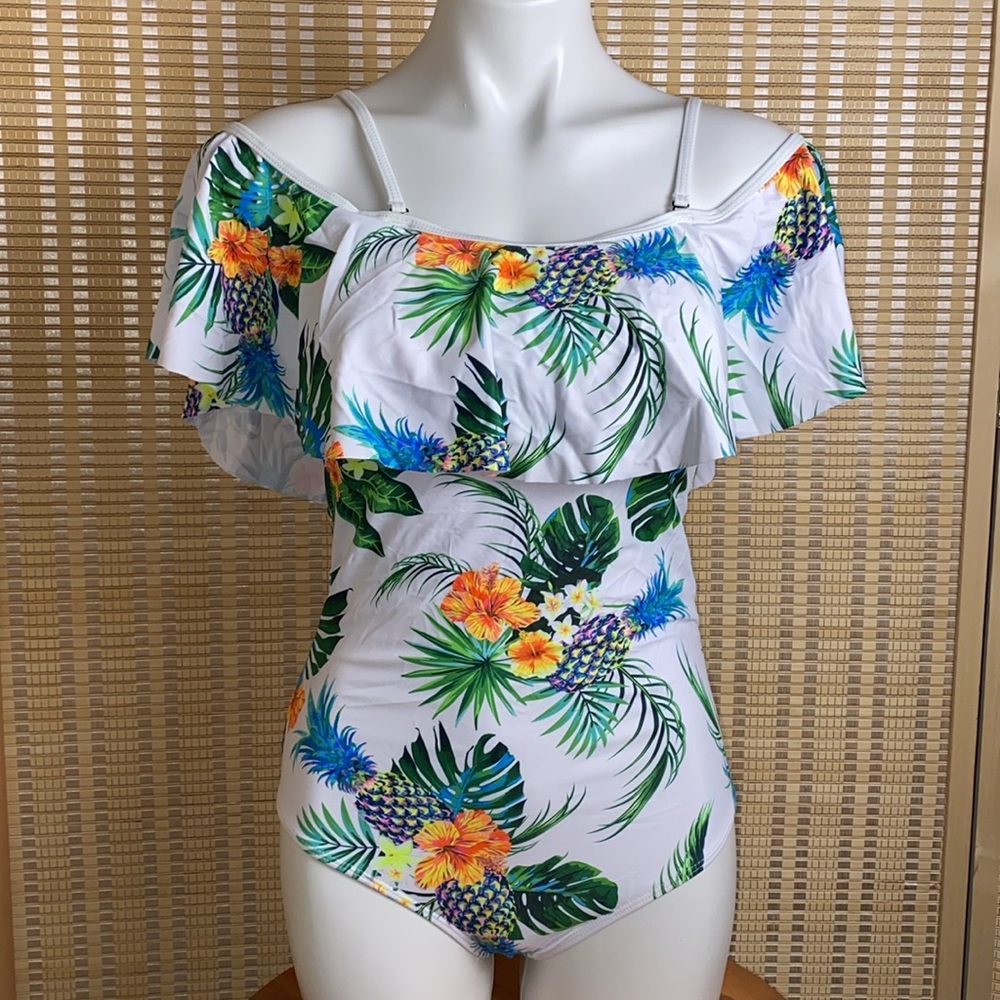 Tempt Me Off Shoulder One Piece Swimsuit Woman’s Medium Ruffled Sleeves Retro